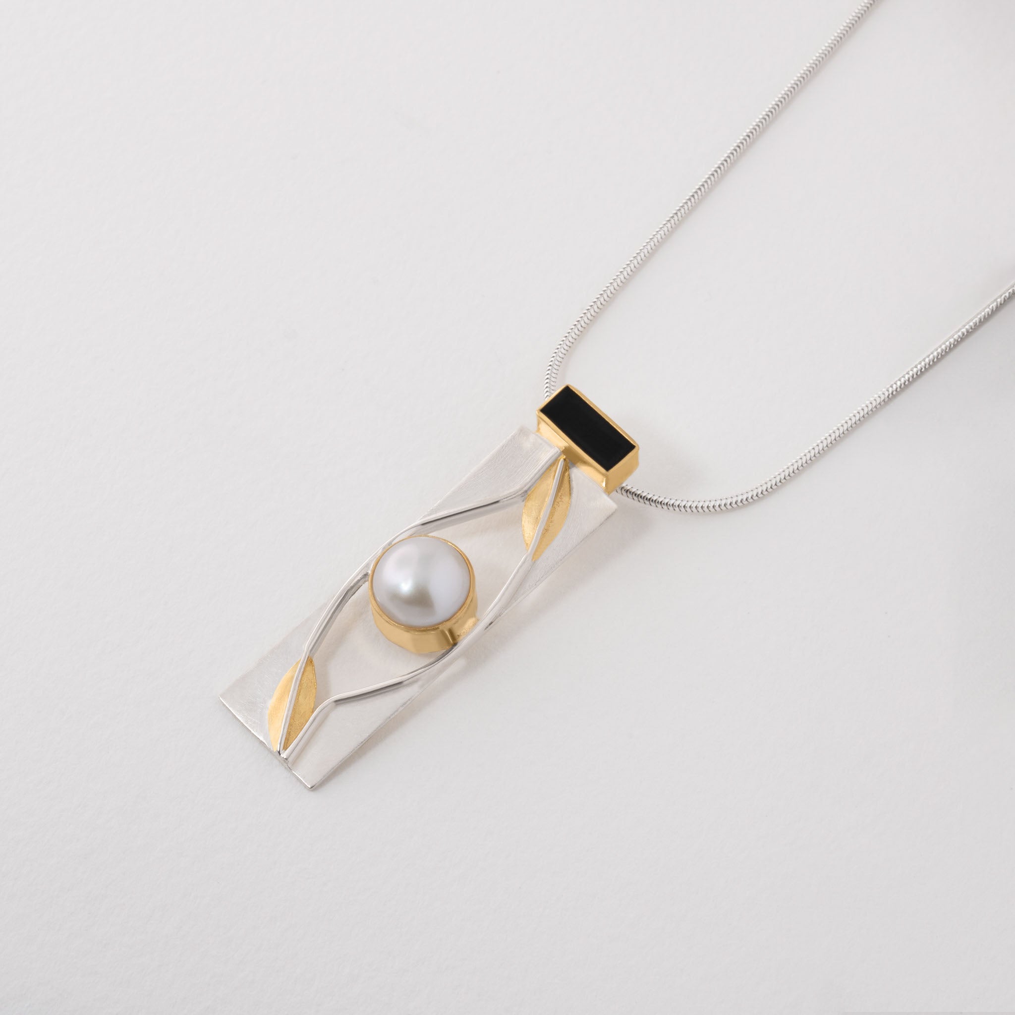 Art Deco Inspired Pendant Necklace