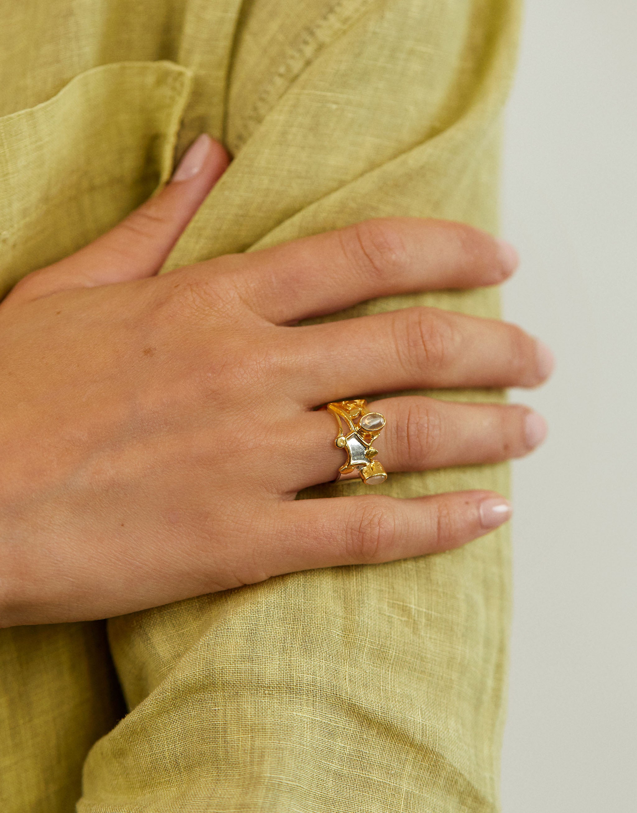 Hedgerow Wildflower Ring